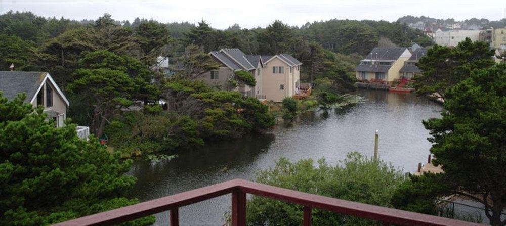 Oyo Ocean Breeze Hotel At リンカーン・シティー エクステリア 写真