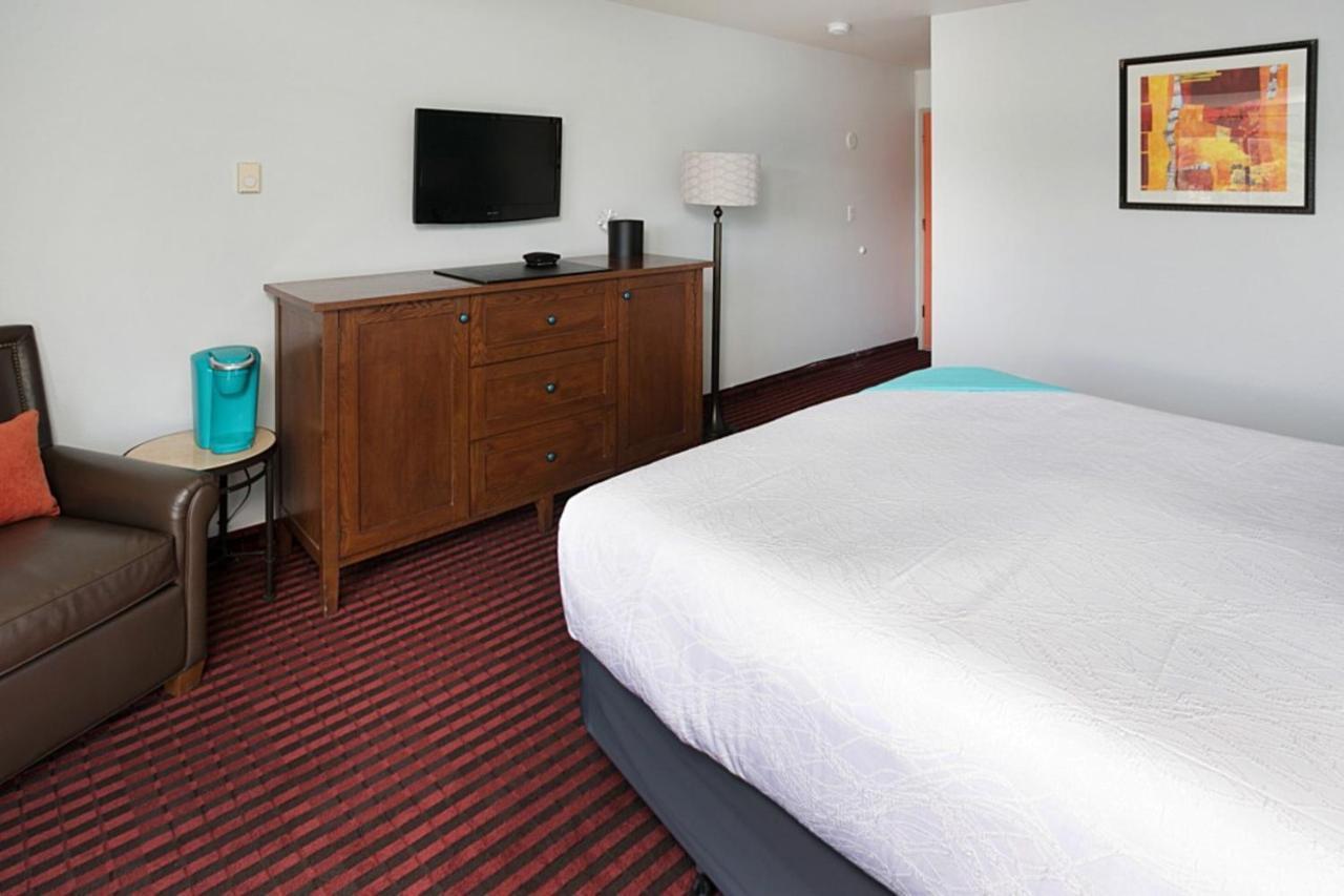 Oyo Ocean Breeze Hotel At リンカーン・シティー エクステリア 写真